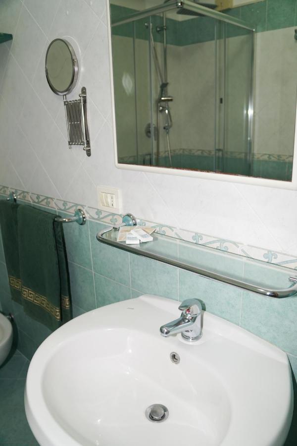 Il Glicine Sorrento Exterior foto