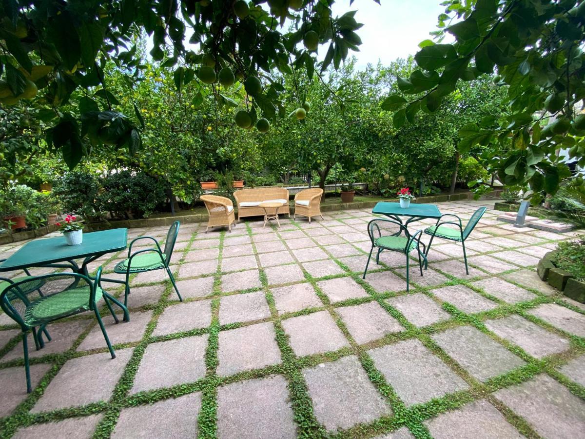 Il Glicine Sorrento Exterior foto